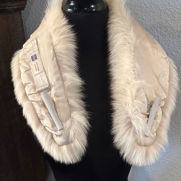 Saga Furs Cream Fur Wrap - Picture 2 of 6